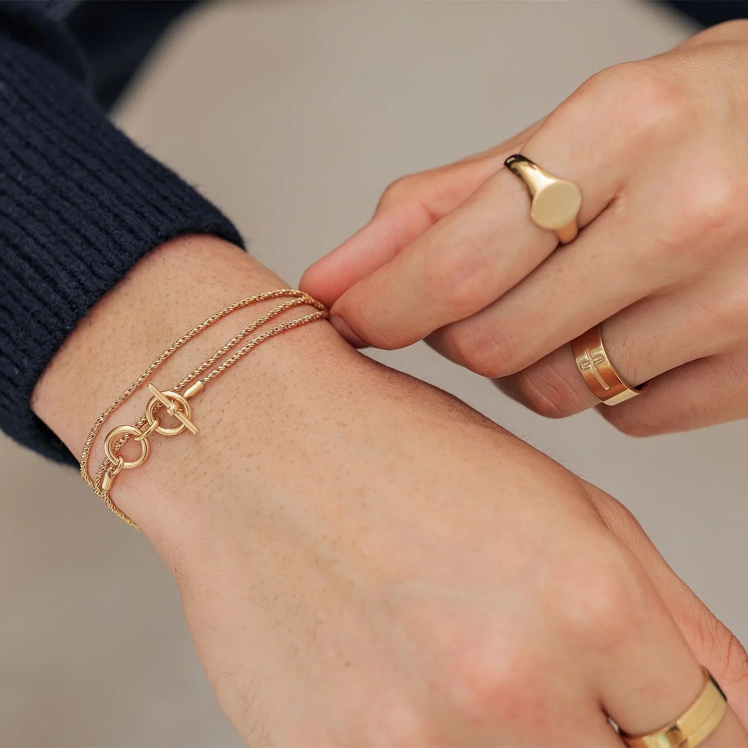 How to: Bracelet Stacking