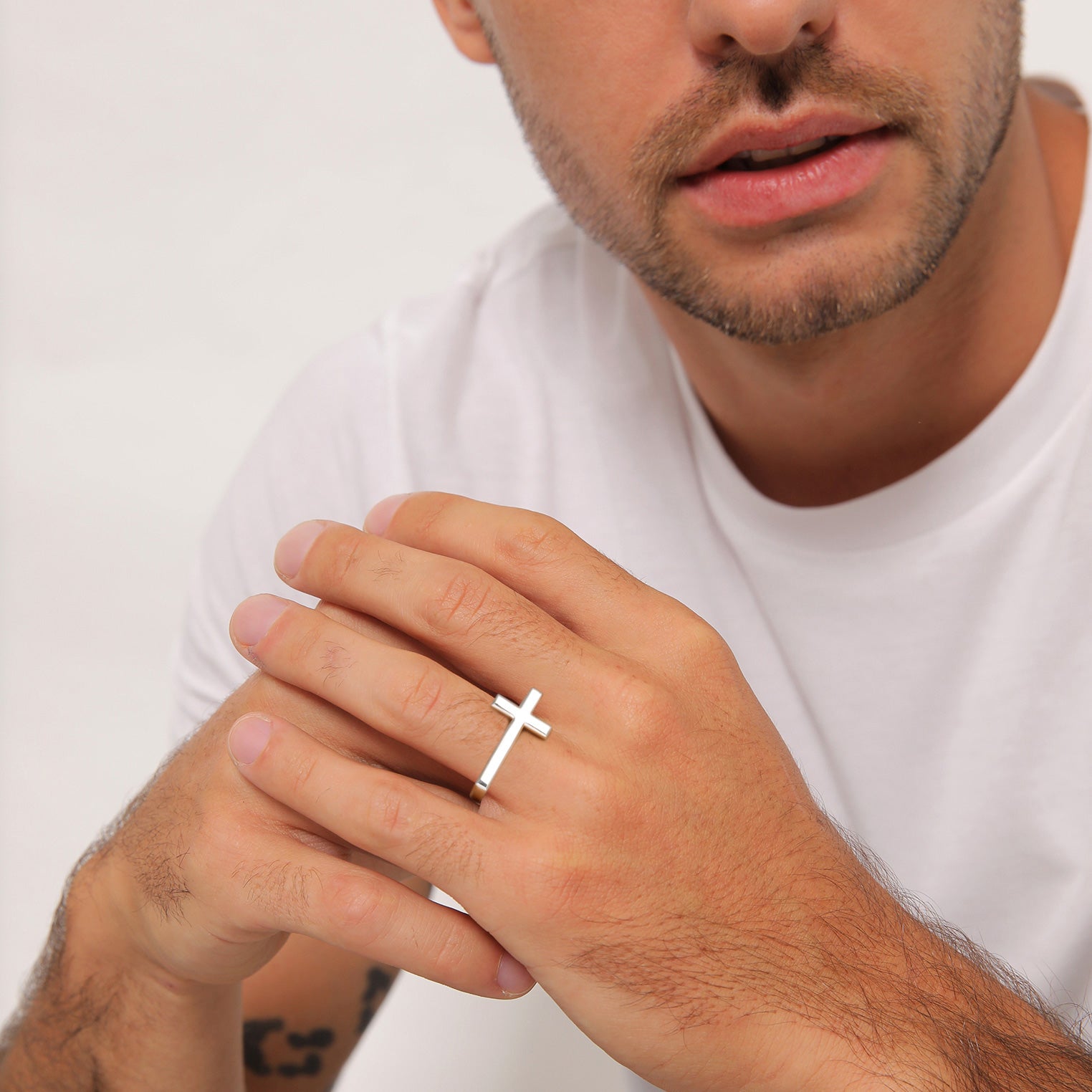 Silber - KUZZOI | Ring Kreuz Basic | 925er Sterling Silber