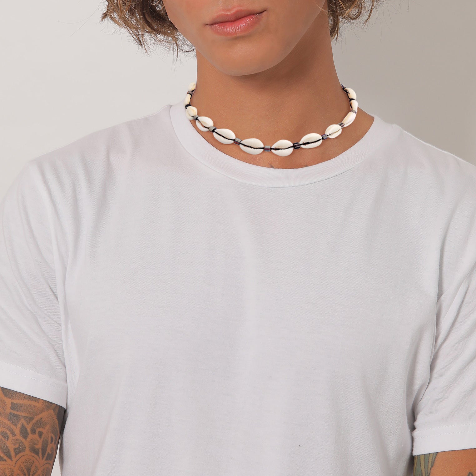 Beach Necklace cowrie shell - Main Image