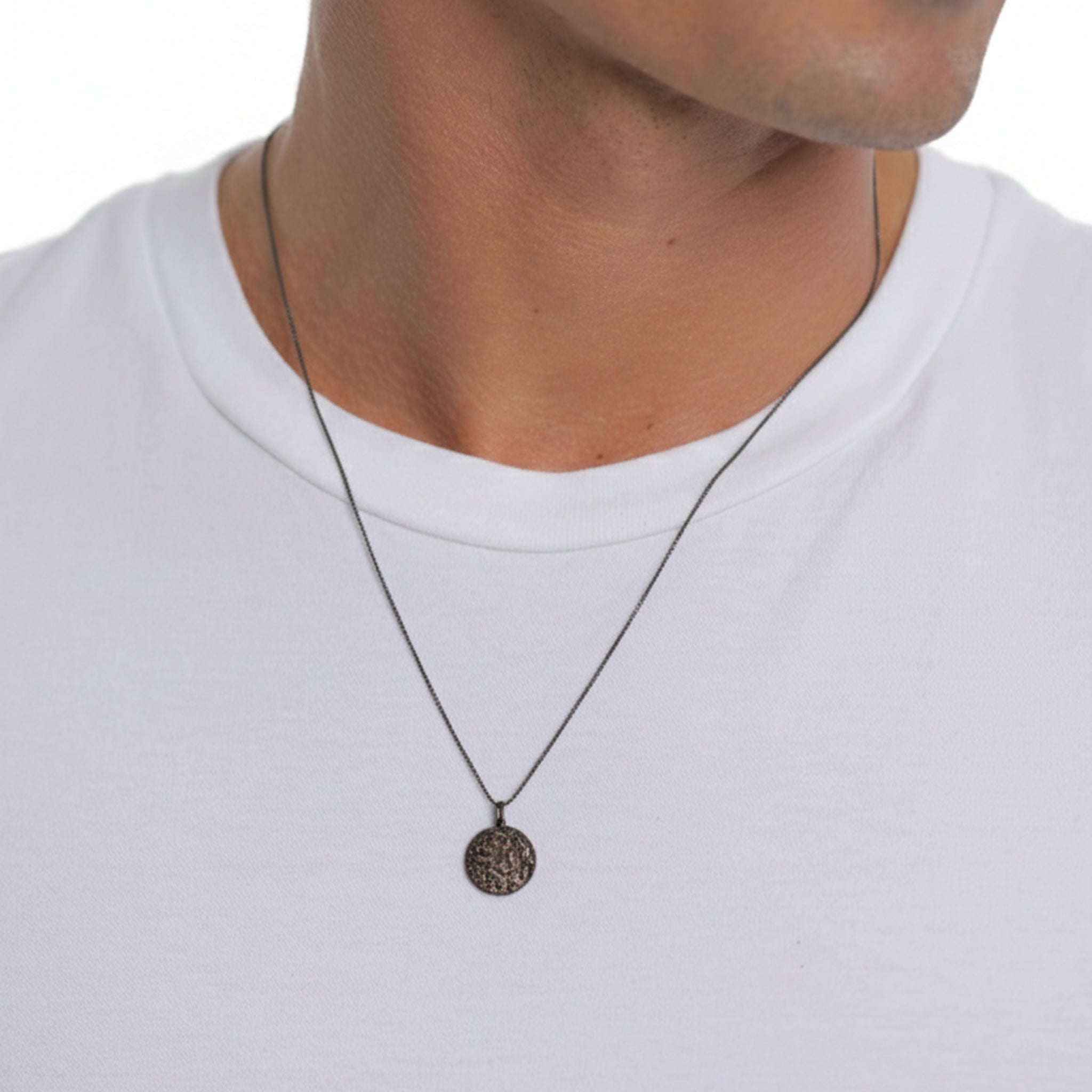 Schwarz - KUZZOI | Halskette Plättchen Organic | 925er Sterling Silber oxidiert