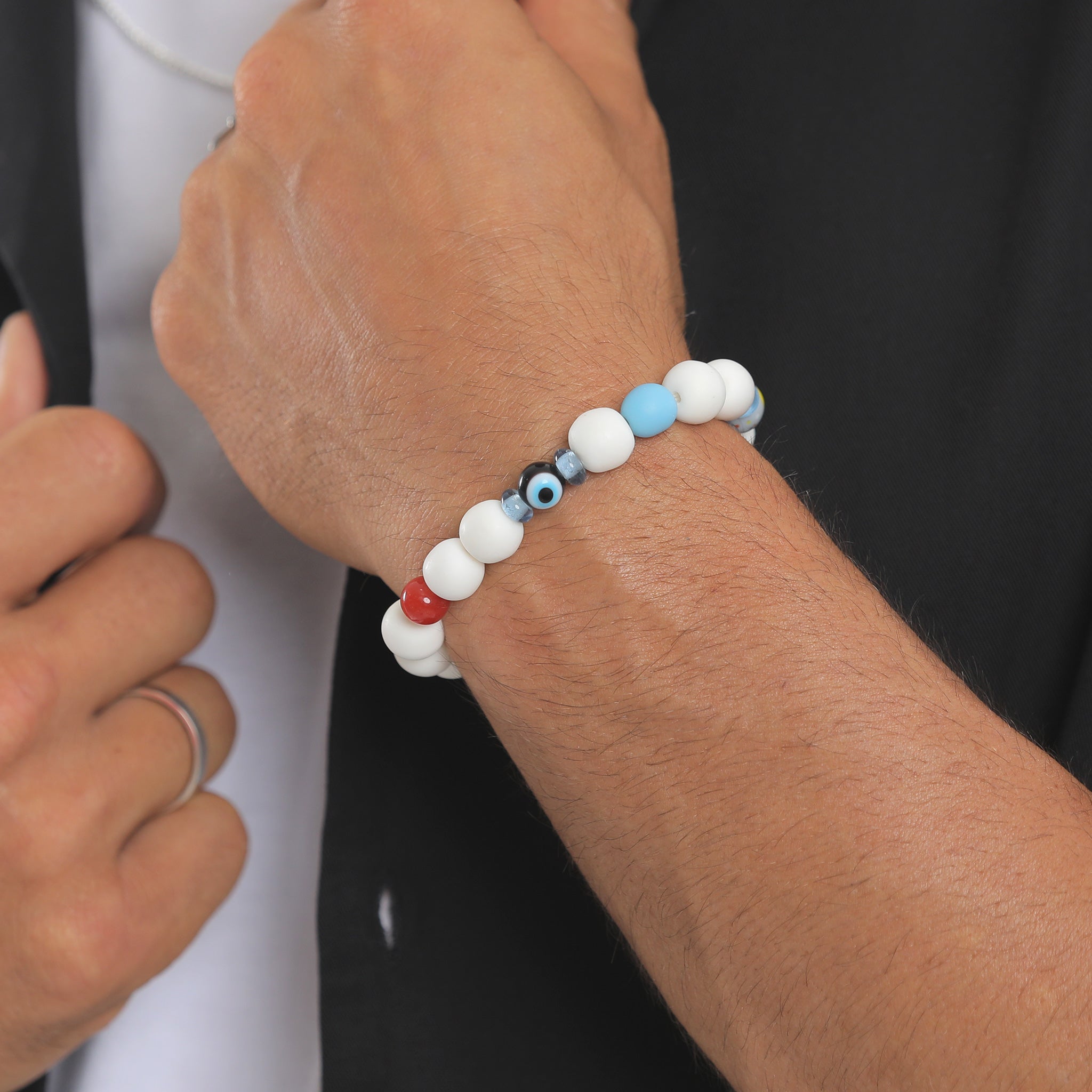 Weiß - KUZZOI | Armband mit Smiling Face | Harzperlen | 925er Sterling Silber