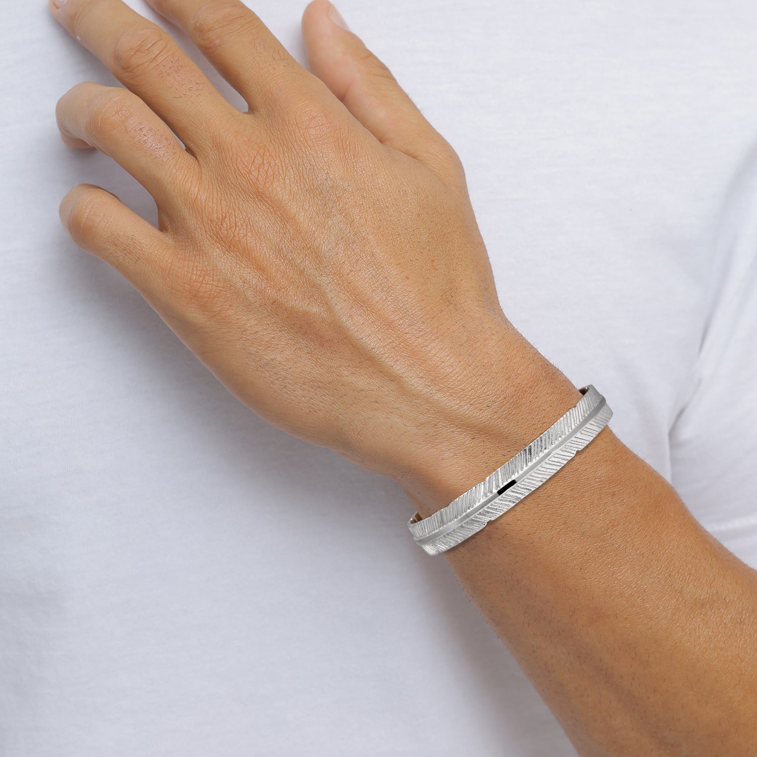 Bangle feather
