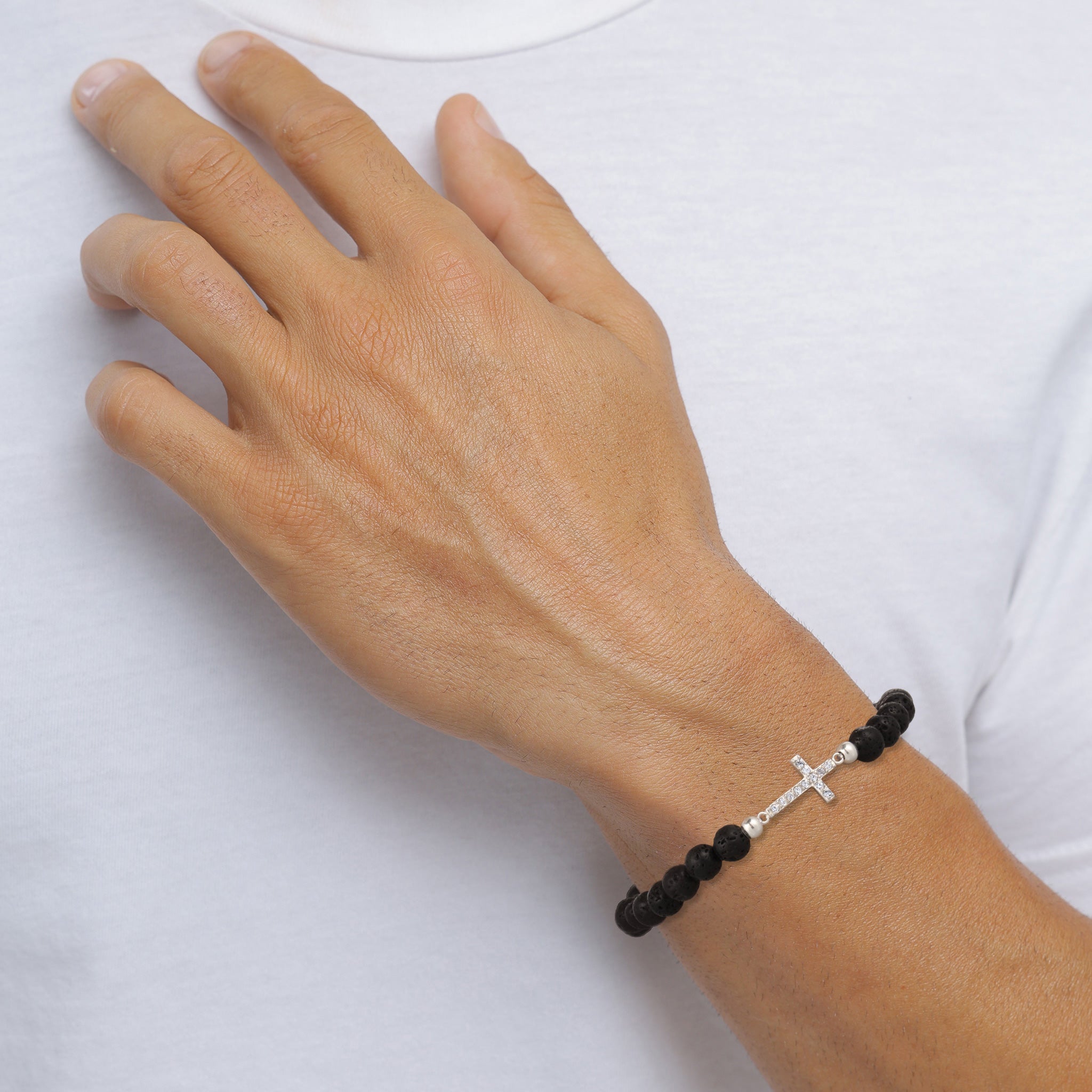 Schwarz - KUZZOI | Armband Kreuz | Mit Kristallen von Swarovski® | 925 Sterling Silber