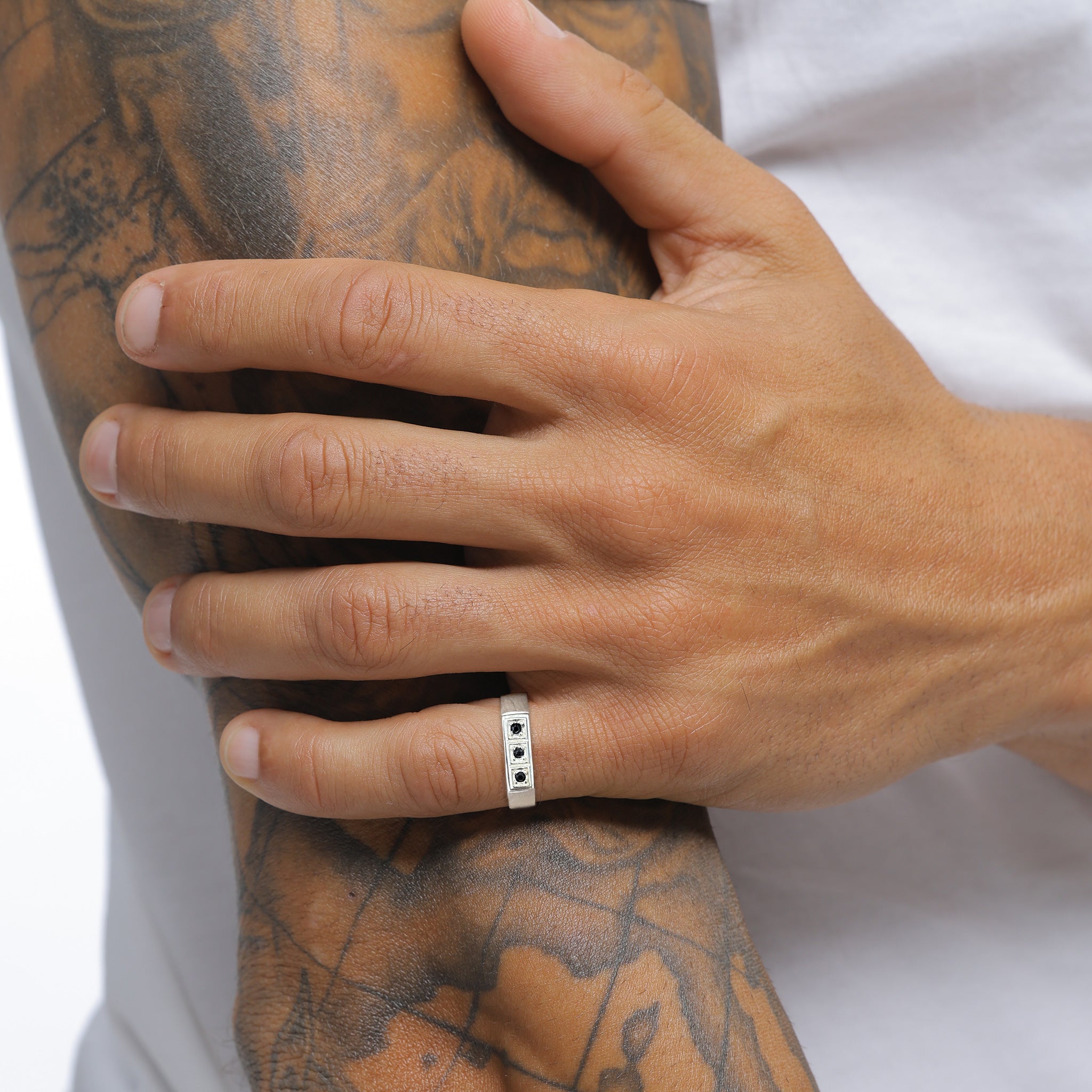 Silber - KUZZOI | Siegelring | Mit Kristallen von Swarovski® (Schwarz) | 925 Sterling Silber