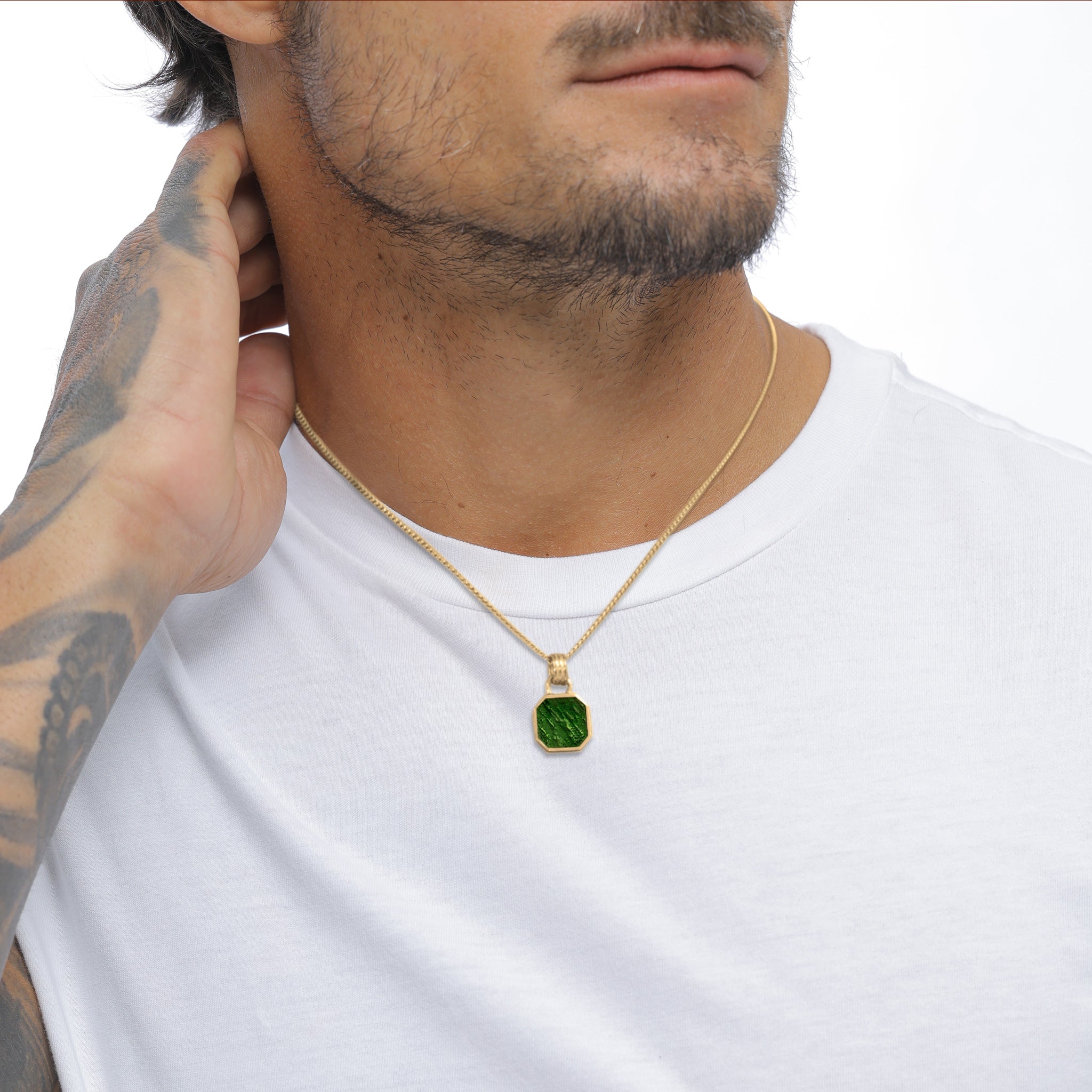 Gold - KUZZOI | Halskette mit Anhänger | Emaille (Grün) | 925 Sterling Silber vergoldet