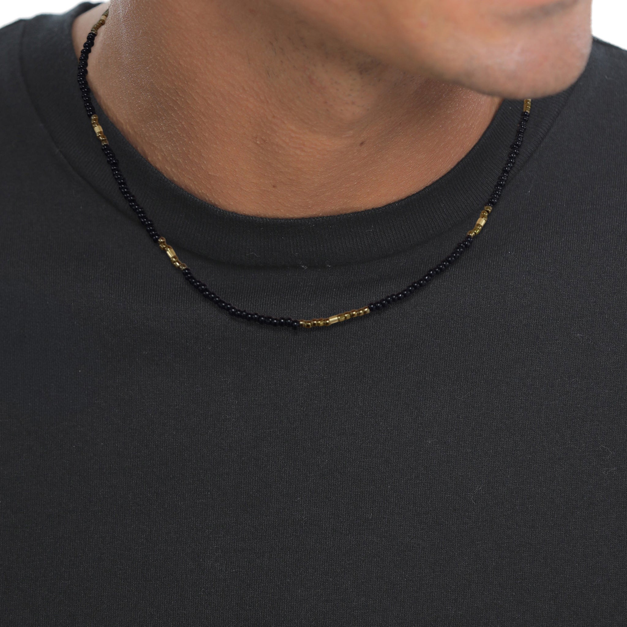 Schwarz - KUZZOI | Halskette | Glas Beads (Gold & Schwarz) | 925 Sterling Silber vergoldet
