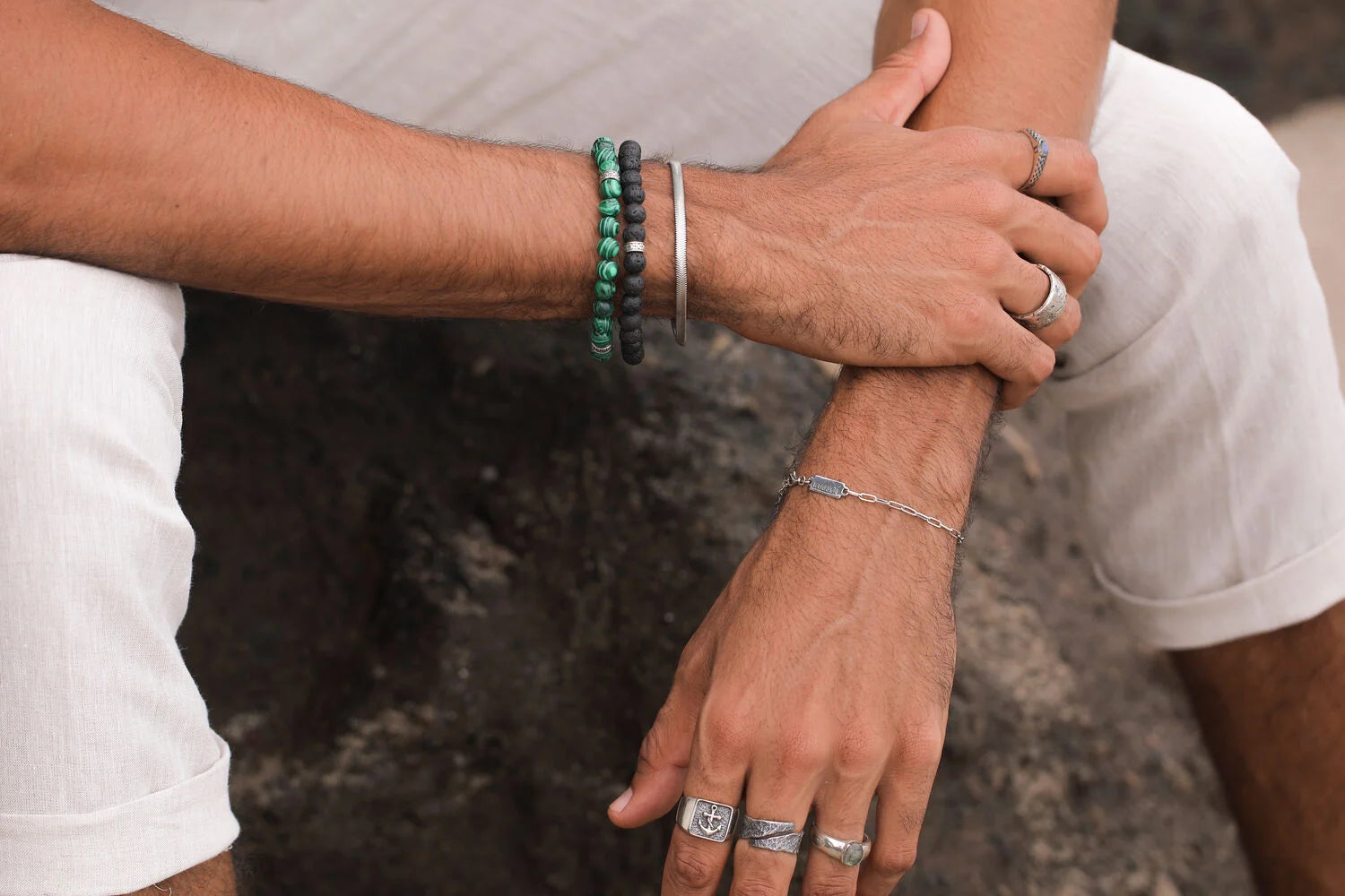 Armbänder für Männer mit Perlen und Beads